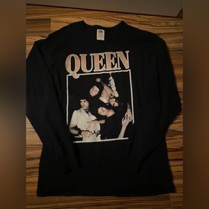 Queen Long Sleeve Top
